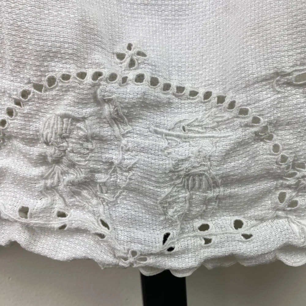 Vintage Pair of Embroidered Men w/ Hat Table Runners 17